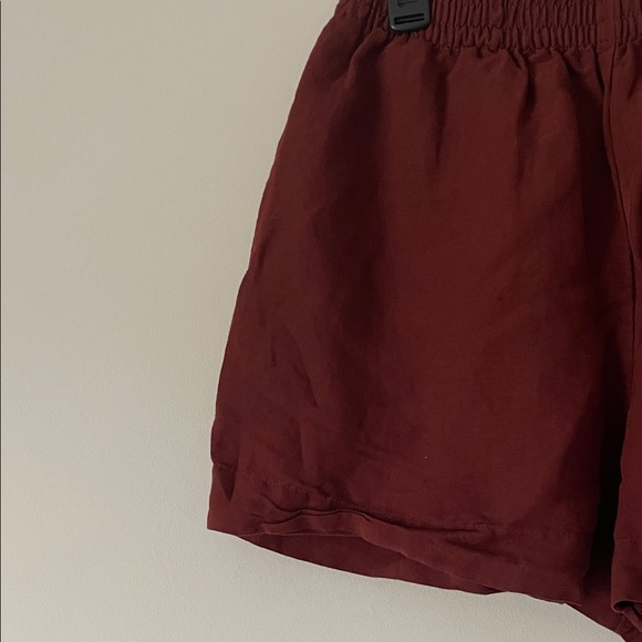 Women's Rust Linen Shorts - Picture 3 of 3